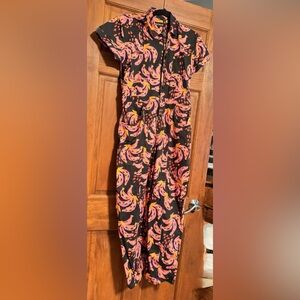 Mixed banana print jumpsuit size M short sleeves pink and black